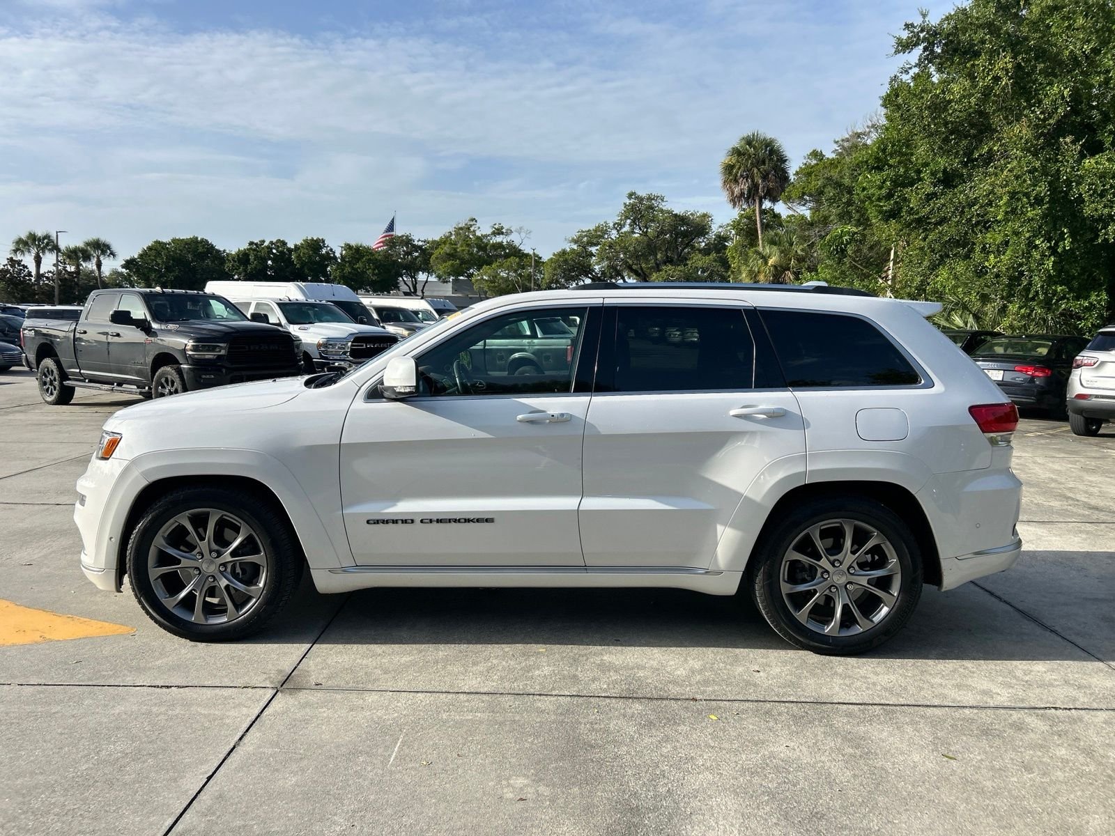 jeep grand cherokee 2021 1C4RJFJGXMC668993 image jeep grand cherokee 2021 1C4RJFJGXMC668993 image